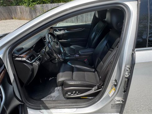 Used 2013 Cadillac XTS Luxury image 20