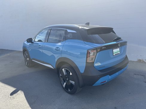 New 2025 Nissan Kicks SR w/ SR Premium Package image 5