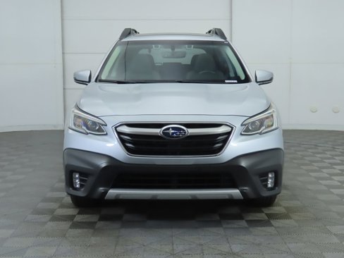 Used 2021 Subaru Outback Limited XT image 2