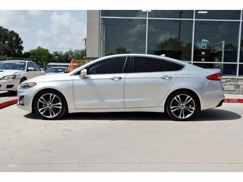 Used 2019 Ford Fusion Titanium image 3