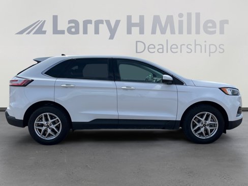 Used 2024 Ford Edge SEL image 6