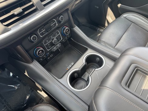 Used 2021 Chevrolet Tahoe High Country w/ Premium Package image 14