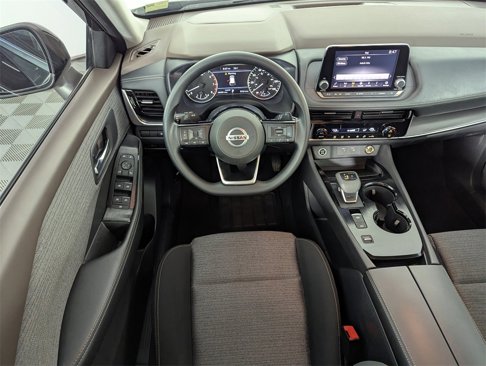 Used 2021 Nissan Rogue SV image 14