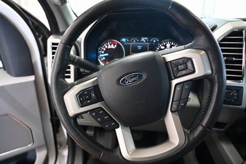 Used 2015 Ford F150 Lariat image 27