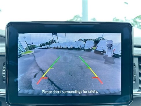 Used 2022 Ford Explorer XLT w/ Equipment Group 202A image 20
