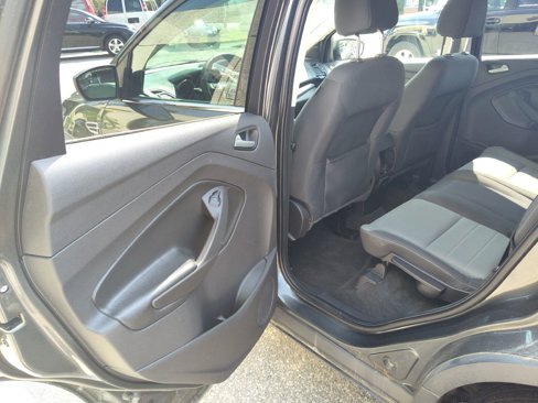 Used 2016 Ford Escape SE w/ SE Cold Weather Package image 13
