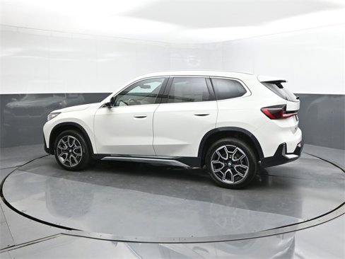 New 2025 BMW X1 xDrive28i w/ Convenience Package image 5