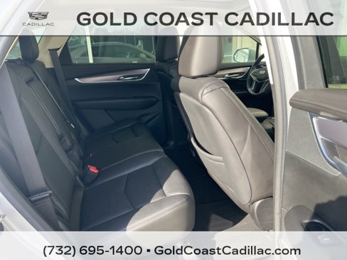 Used 2017 Cadillac XT5 Luxury w/ Driver Awareness Package image 8