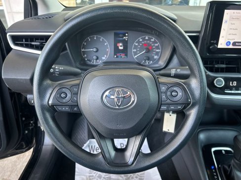 Used 2023 Toyota Corolla LE image 14