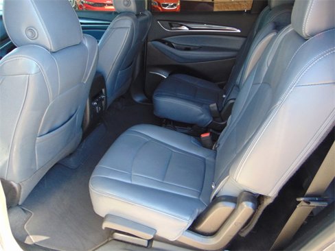 Used 2019 Buick Enclave Essence image 21