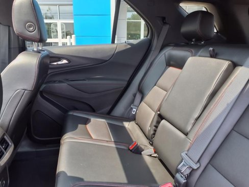 Used 2024 Chevrolet Equinox RS w/ RS Leather Package image 32