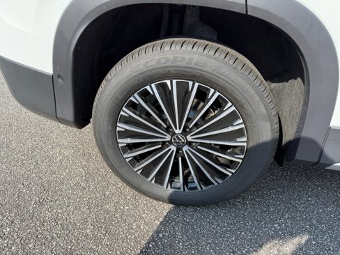 New 2025 Volkswagen Tiguan S image 23