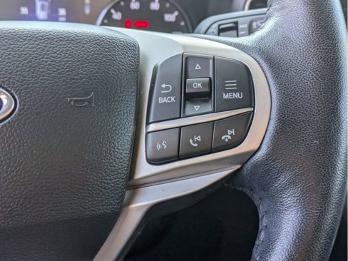 Certified 2022 Ford Explorer Limited w/ Equipment Group 301A image 22
