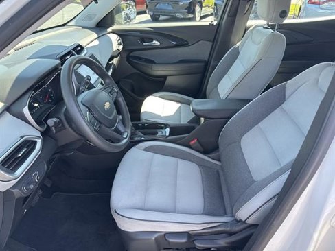 Used 2023 Chevrolet TrailBlazer LS image 10