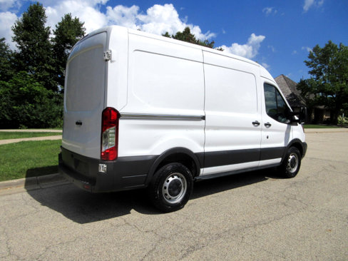 Used 2017 Ford Transit 250 130 Medium Roof image 9