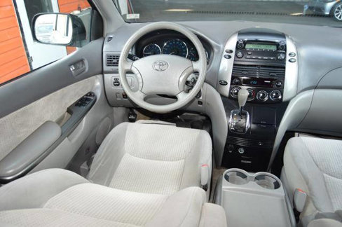 Used 2008 Toyota Sienna LE image 47