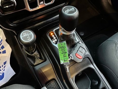Used 2020 Jeep Wrangler Unlimited Sport S image 35