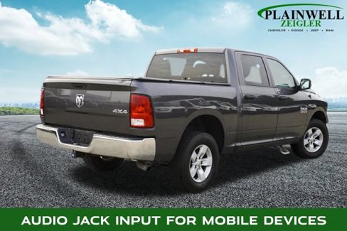 Used 2017 RAM 1500 ST w/ SXT Appearance Group image 3