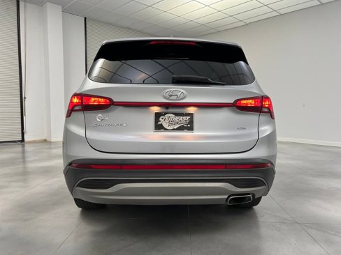 Used 2023 Hyundai Santa Fe SEL image 6