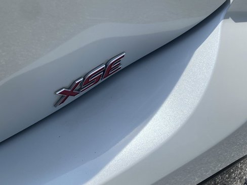 Used 2023 Toyota Corolla XSE image 15