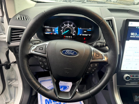Used 2022 Ford Edge SEL w/ Convenience Package image 11