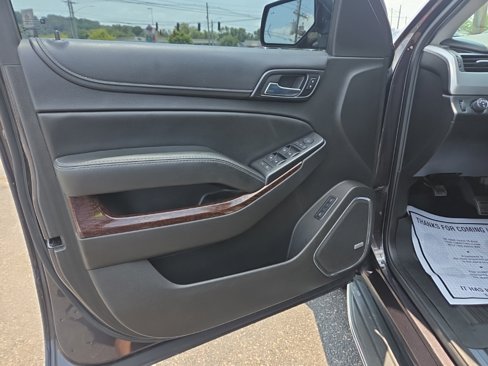 Used 2016 GMC Yukon XL SLT w/ Open Road Package image 12