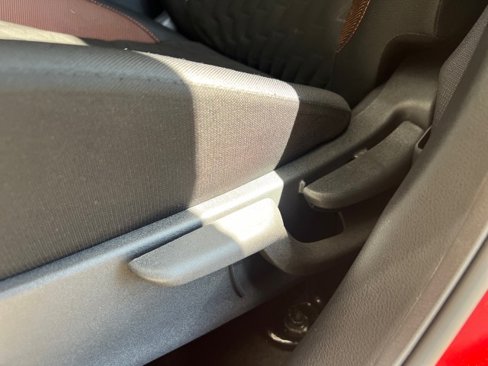 Used 2023 Nissan Kicks SR image 29