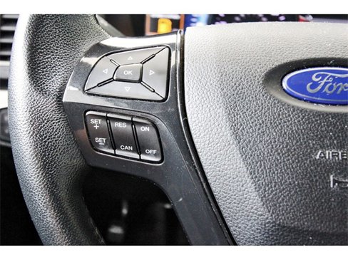 Used 2018 Ford Explorer XLT w/ Equipment Group 202A image 20