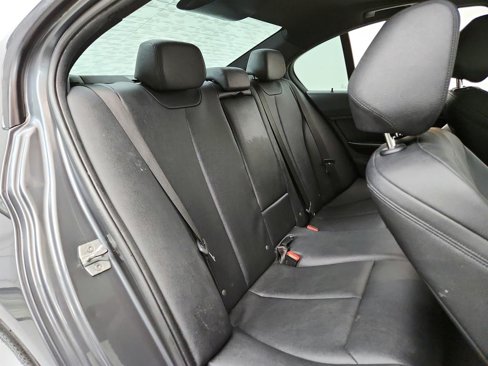 Used 2017 BMW 320i Sedan image 27