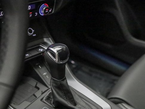 New 2025 Audi Q3 2.0T Premium image 23