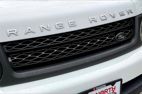 Used 2011 Land Rover Range Rover Sport HSE LUX image 29
