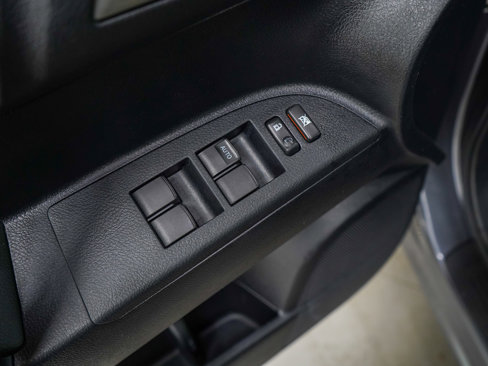 Used 2012 Toyota Highlander SE image 21