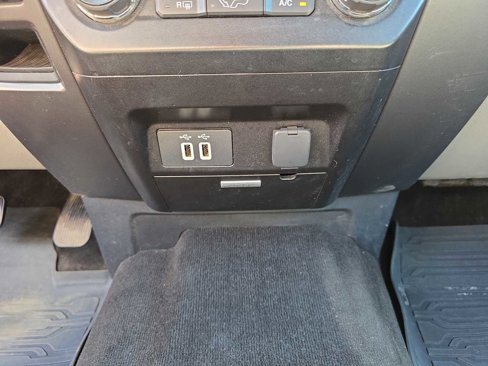 Used 2018 Ford F150 XLT w/ Equipment Group 302A Luxury image 14
