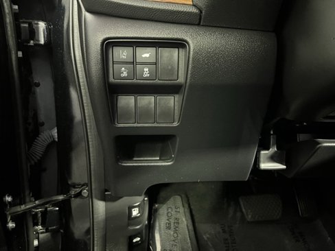 Used 2021 Honda CR-V Touring image 19