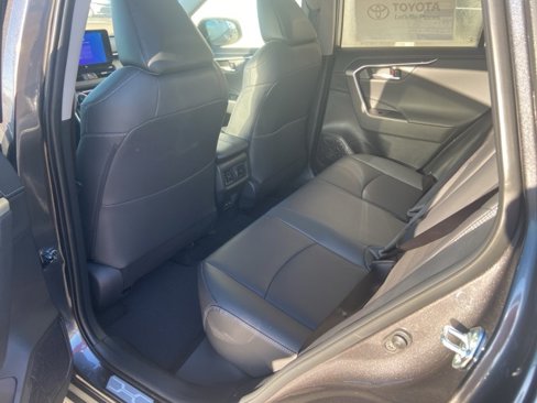 New 2025 Toyota RAV4 Limited image 12