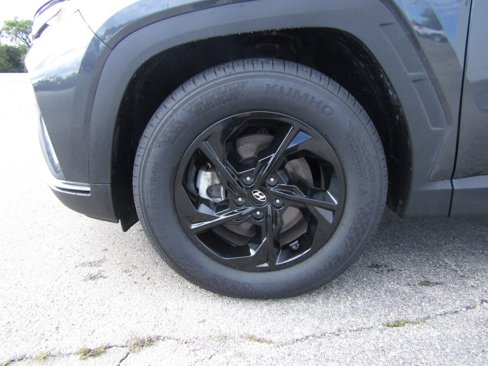 Used 2024 Hyundai Tucson SE image 33