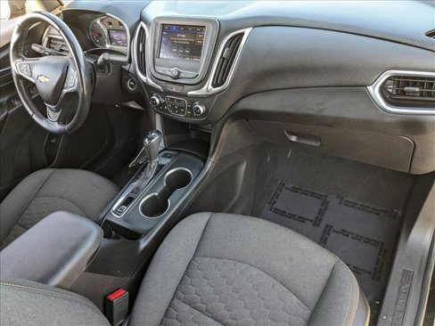 Used 2020 Chevrolet Equinox LT w/ Driver Convenience Package image 19