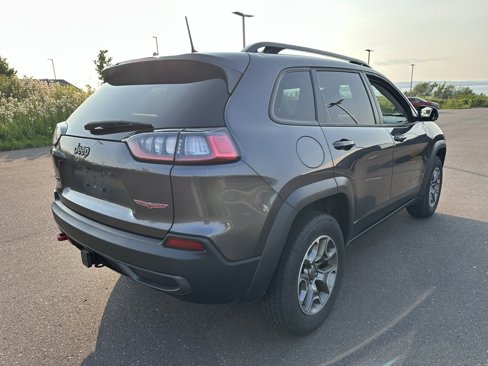 Used 2020 Jeep Cherokee Trailhawk image 5