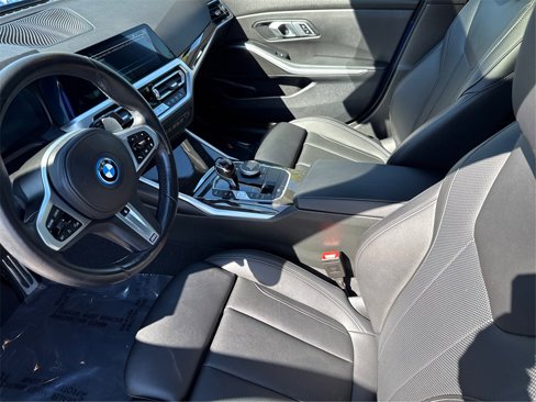 Certified 2022 BMW 330e w/ M Sport Package image 9