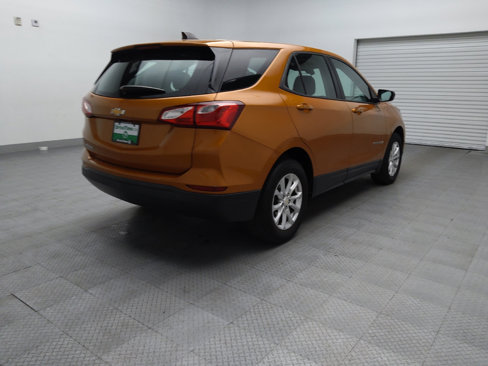 Used 2019 Chevrolet Equinox LS image 9