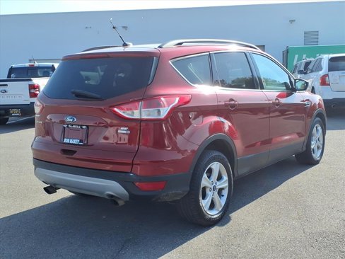 Used 2016 Ford Escape SE w/ Equipment Group 201A image 4