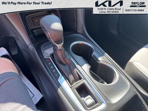 Used 2023 Chevrolet Equinox LT image 18