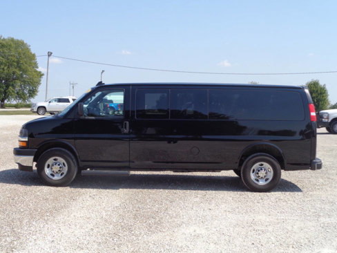Used 2024 Chevrolet Express 3500 LT w/ LT Preferred Equipment Group image 3