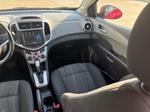 Used 2017 Chevrolet Sonic LT w/ Convenience Package image 16