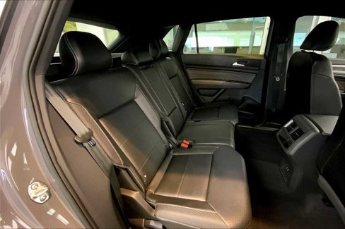 Used 2021 Volkswagen Atlas Cross Sport SE image 17