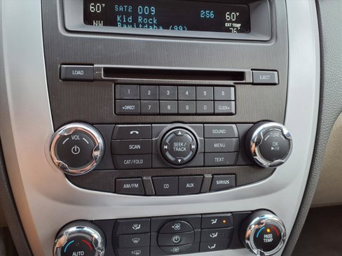 Used 2011 Mercury Milan Premier image 8