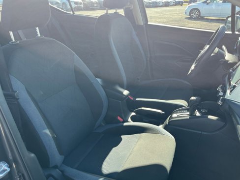 Used 2023 Nissan Versa SV image 34