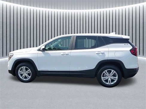 Certified 2024 GMC Terrain SLE image 8