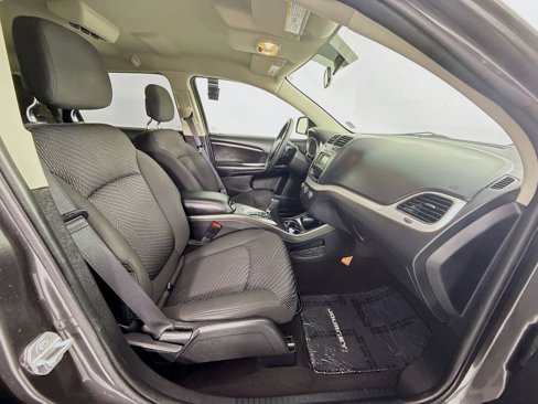 Used 2016 Dodge Journey SXT w/ Comfort/Convenience Group image 26