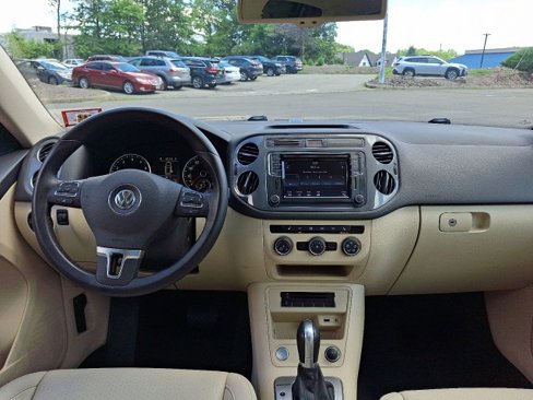 Used 2016 Volkswagen Tiguan SEL image 15